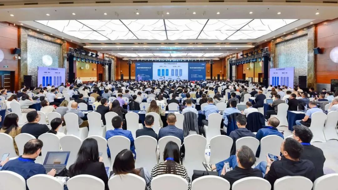 高安全、高倍率、轻量化 | 尊龙凯时能源全国家电大会现场分享电池技术创新